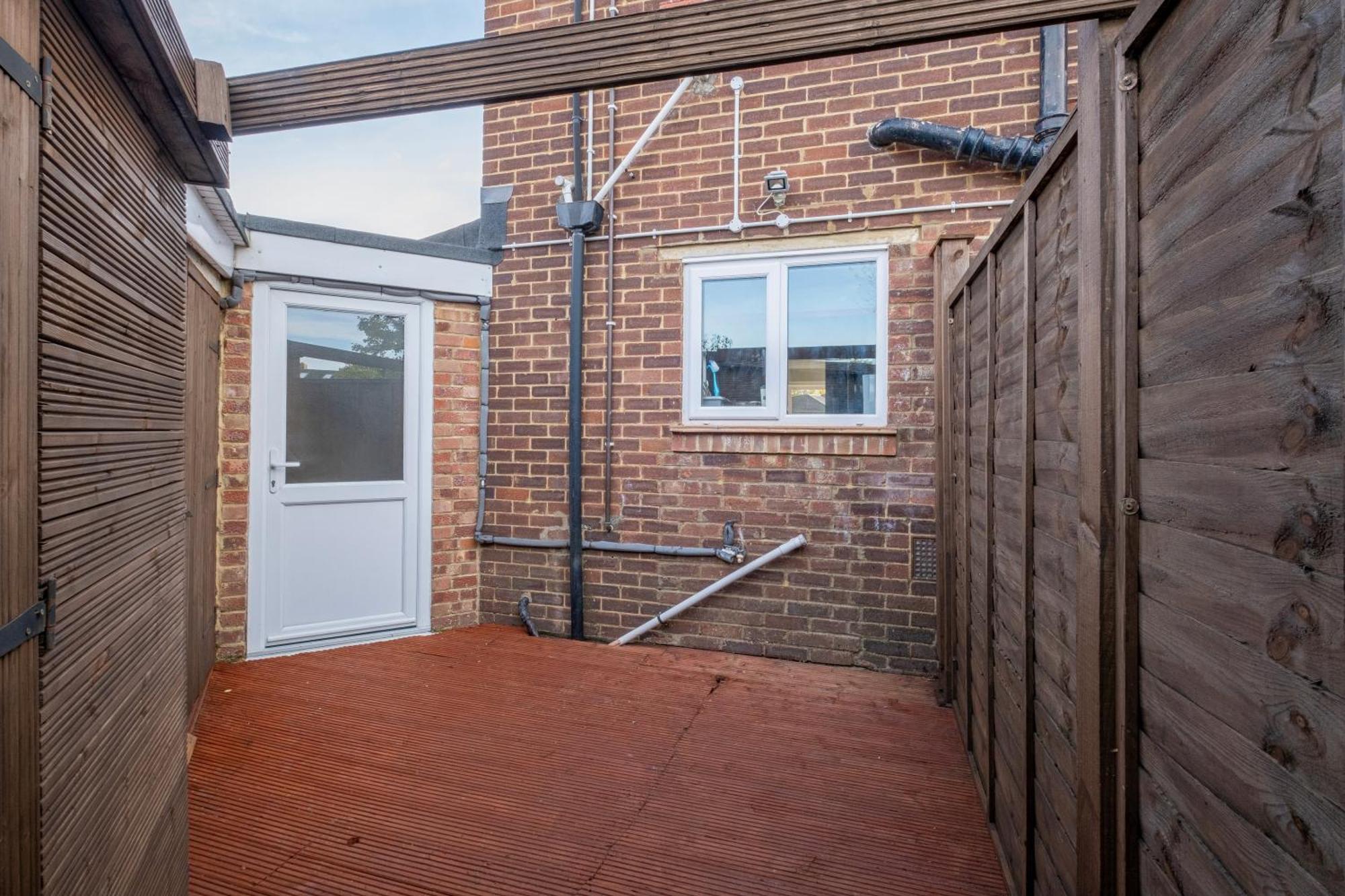 Kings House Apartment Hayes, West London Apt A Northolt  Ngoại thất bức ảnh