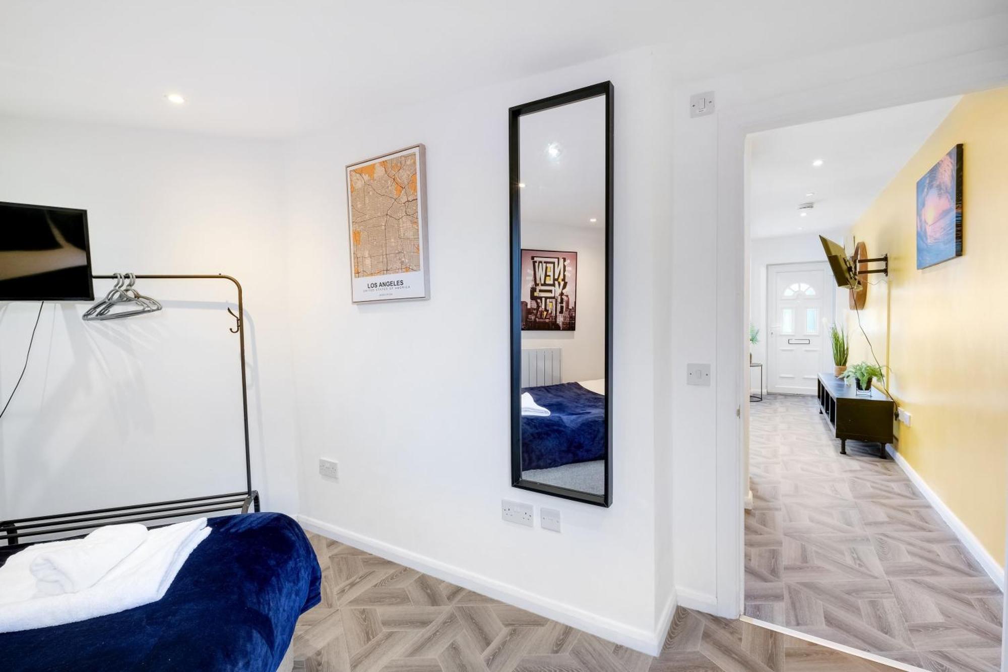 Kings House Apartment Hayes, West London Apt A Northolt  Ngoại thất bức ảnh